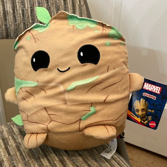 Groot mattel plushie - Picture 1 of 2